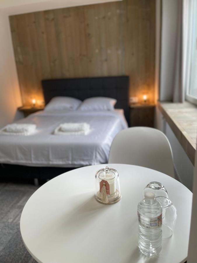Mooie Kamer In Centrum Brugge Met Badkamer 外观 照片