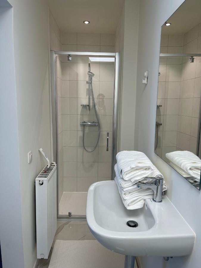 Mooie Kamer In Centrum Brugge Met Badkamer 外观 照片