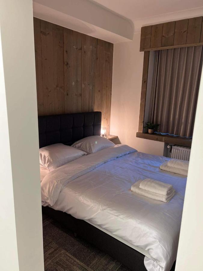 Mooie Kamer In Centrum Brugge Met Badkamer 外观 照片